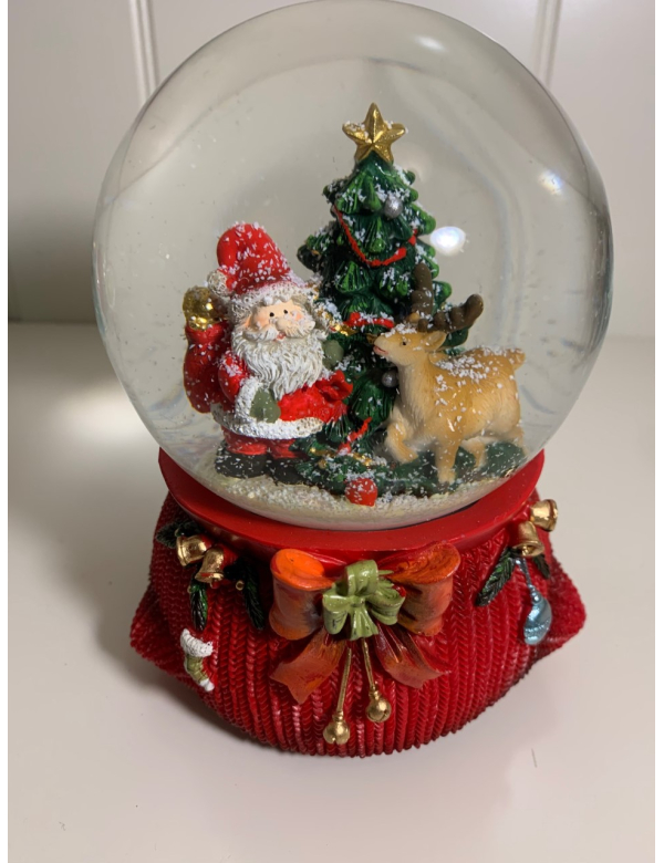 Snowglobe Santa with Reindeer